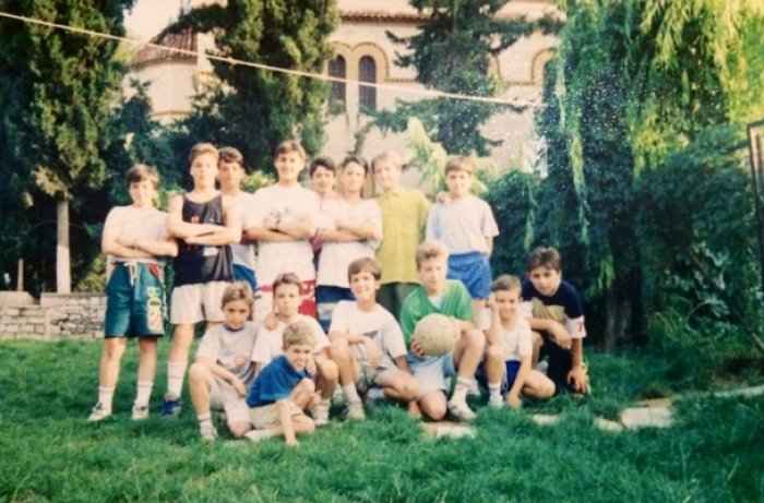 Ποδόσφαιρο στο "Οικοπεδάκι" (1992)