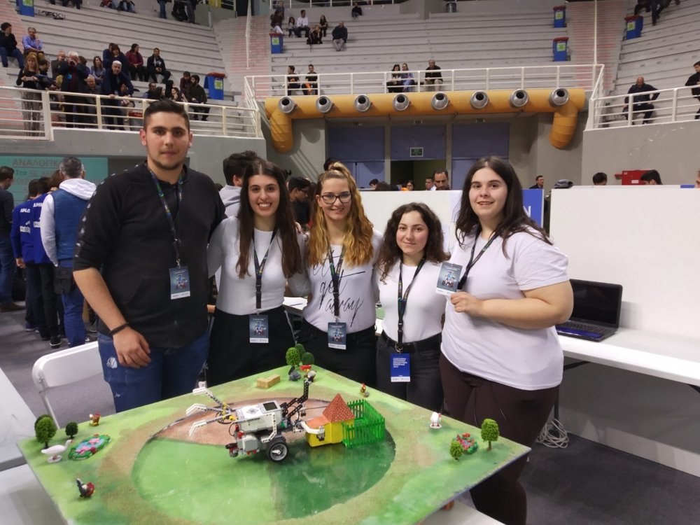 Βραβείο Καλύτερης Μακέτας σε Πανελλήνιο Διαγωνισμό Ρομποτικής για τους μαθητές του ΕΠΑ.Λ. Βελεστίνου