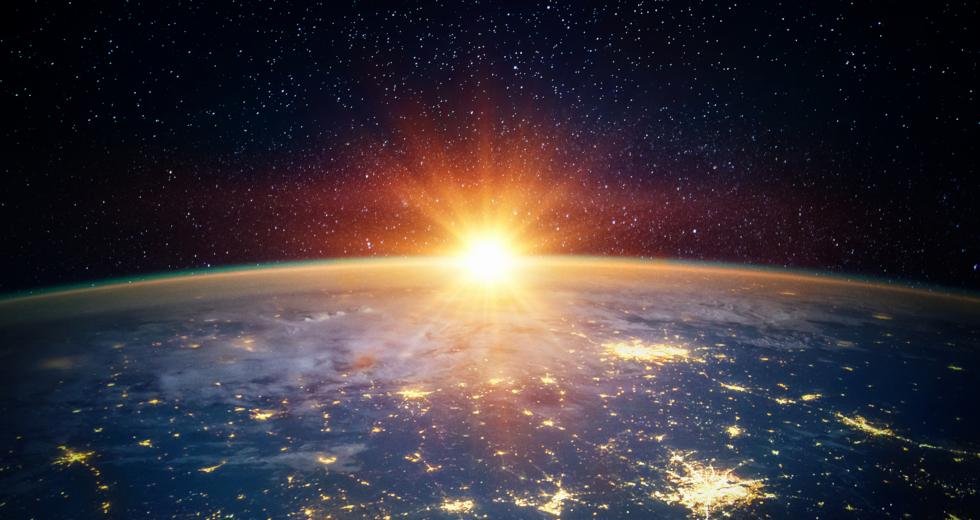 Σύστημα τεχνητής νοημοσύνης ανακάλυψε (ξανά) ότι η Γη γυρίζει γύρω από τον Ήλιο