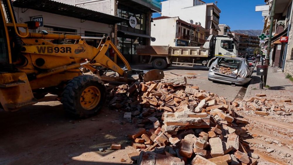 Σεισμός 6,0 R στη Θεσσαλία – Ζημιές σε παλιά σπίτια – Ενεργοποιήθηκε το Γενικό Σχέδιο “Εγκέλαδος
