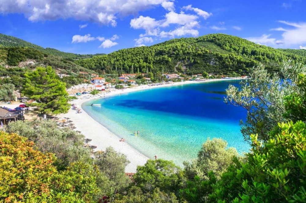 Daily Telegraph: Η Σκόπελος στα 10 ιδανικότερα ελληνικά νησιά για επίσκεψη μετά την πανδημία 