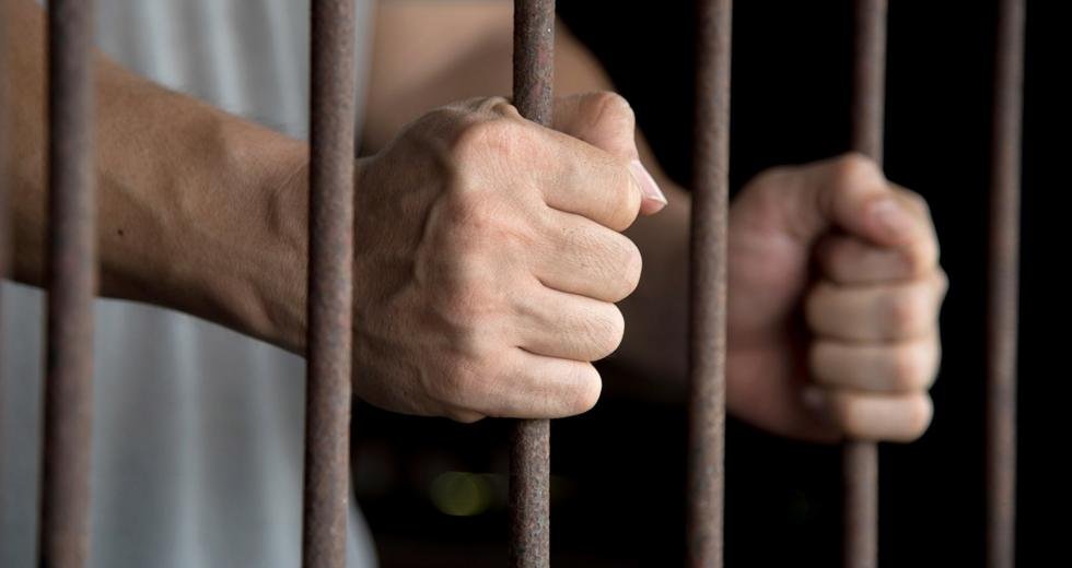 Στη φυλακή ο 69χρονος από τον Ριζόμυλο που μαχαίρωσε τον αδελφό του