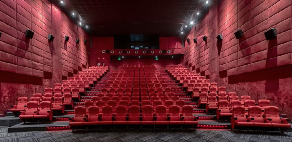 Προβάλλονται στα Village Cinemas