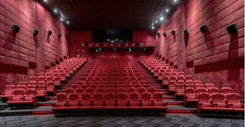 Προβάλλονται στα Village Cinemas