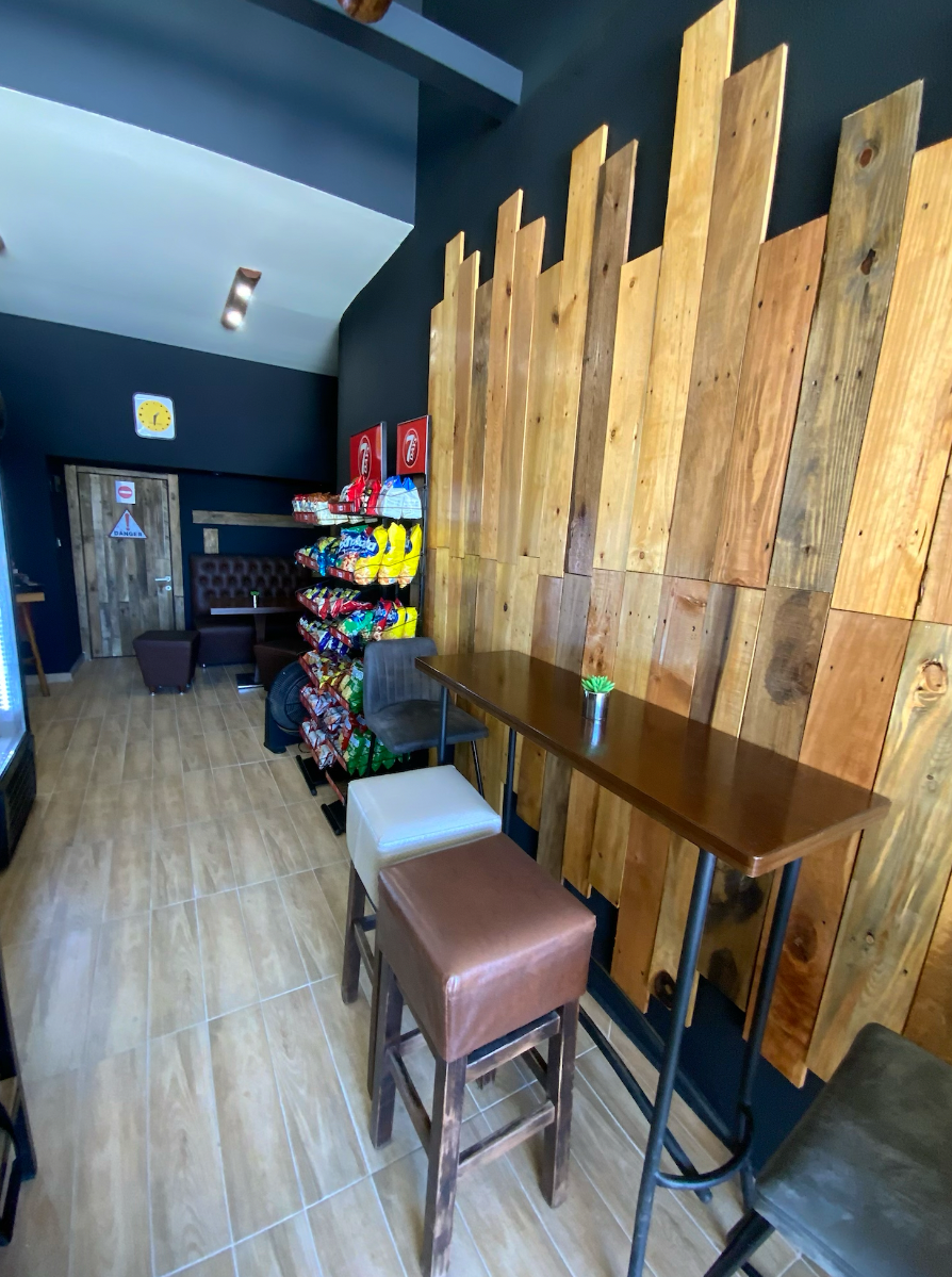 Gelly`s Cafe