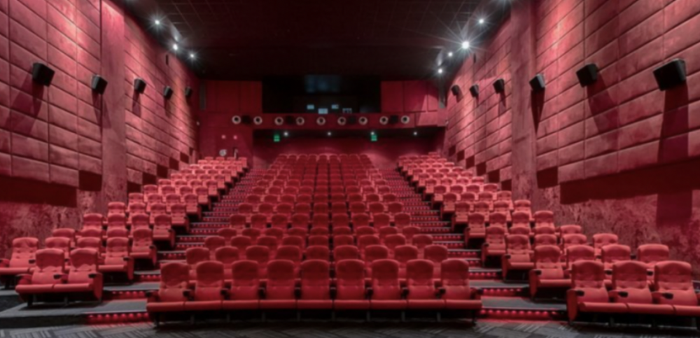 Προβάλλονται στα Village Cinemas