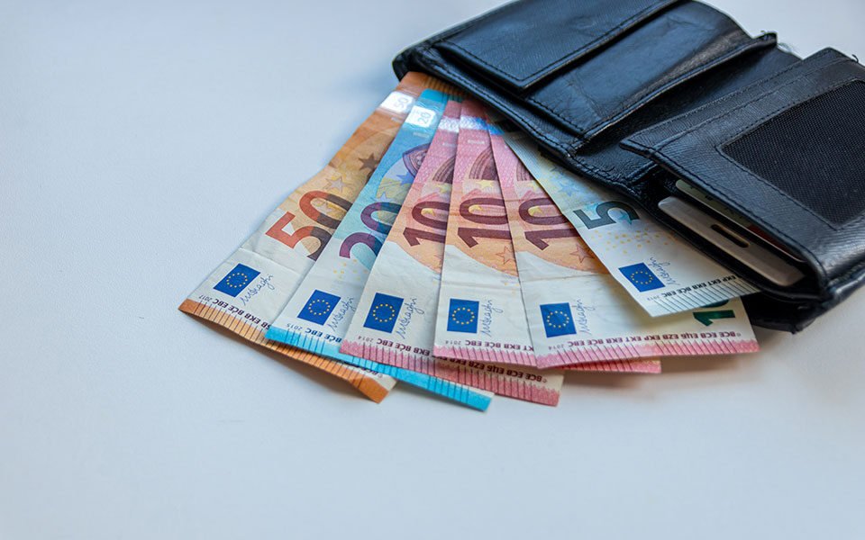 Φορολοταρία: Εγινε η κλήρωση για τα 50.000 ευρώ – Δείτε τους νικητές