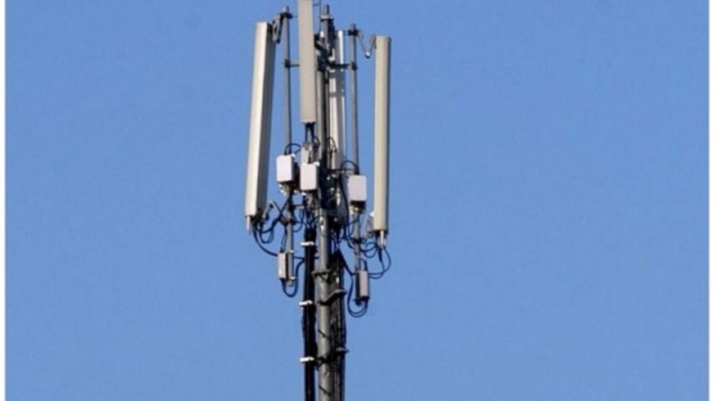 Ερώτηση Μεϊκόπουλου για τα όρια ακτινοβολίας των κεραιών κινητής τηλεφωνίας