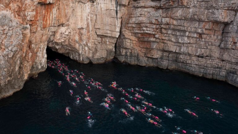 Αγώνας κολύμβησης μεγάλων αποστάσεων UltraSwim 33.3 στην Σκόπελο