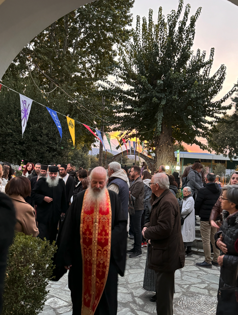 Με λαμπρότητα και πλήθος κόσμου ο εορτασμός των Αγίων Μηνά, Βίκτορος και Βικεντίου στο Βελεστίνο