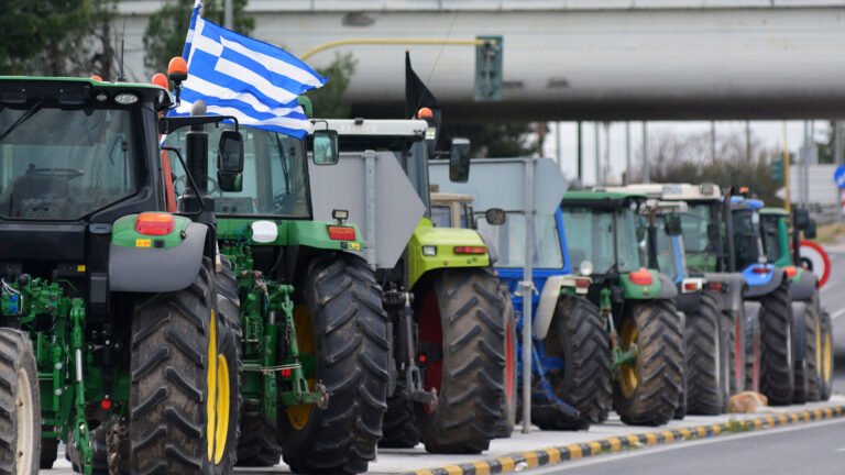 Συσκέψεις σε Ζαγορά-Βελεστίνο για τα μπλόκα