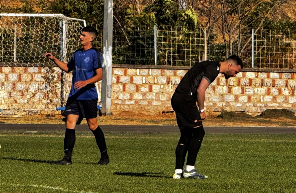 Φιλικό ξεμούδιασμα με νέους για Ρήγα