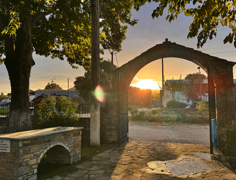 Με Λαμπρότητα οι Εορτασμοί στο Εξωκκλήσι των Αγίων Μηνά, Βίκτωρος και Βικεντίου στο Βελεστίνο