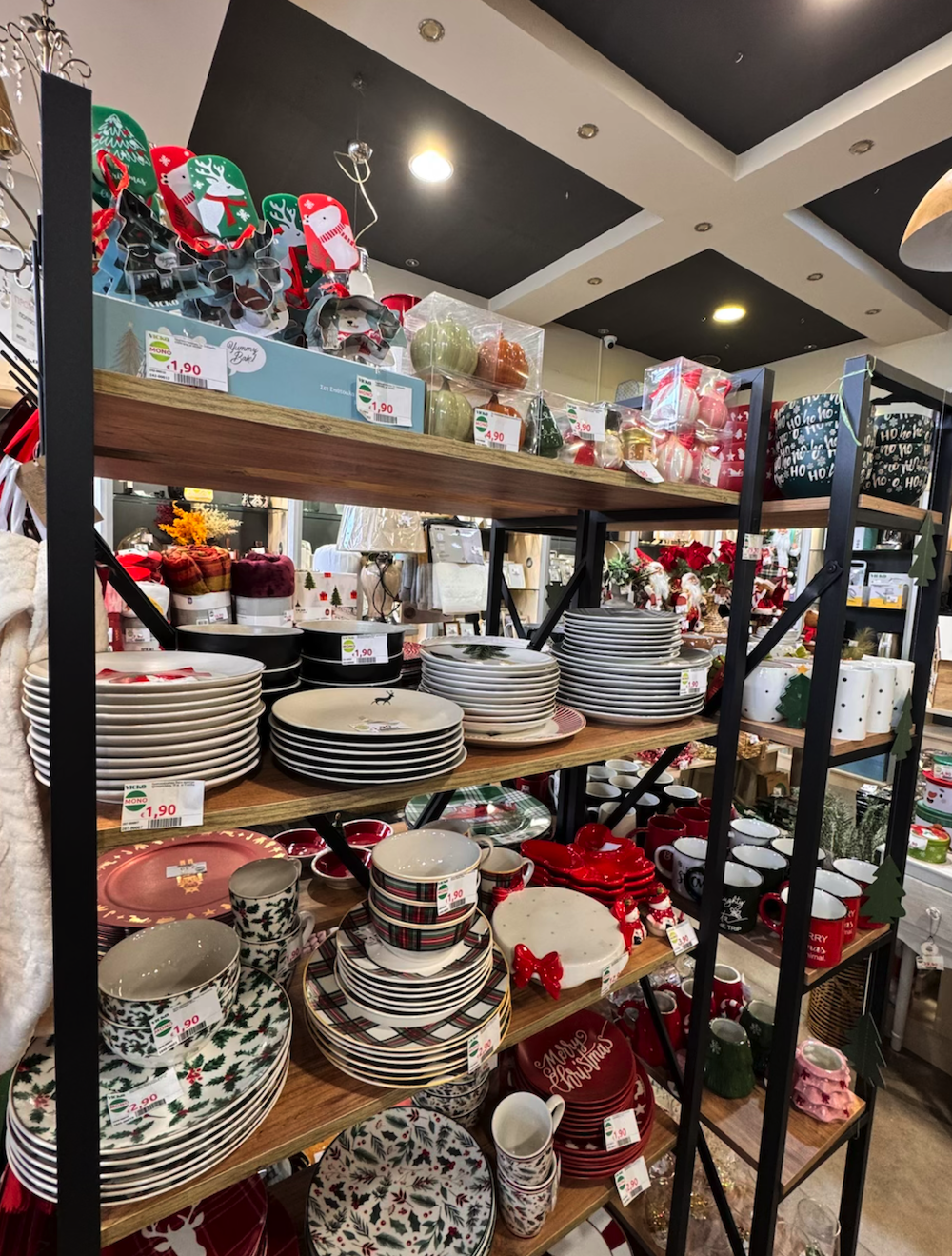 Τα πάντα για τα Χριστούγεννα στο κατάστημα Vicko - Μπέκας στο Βελεστίνο!