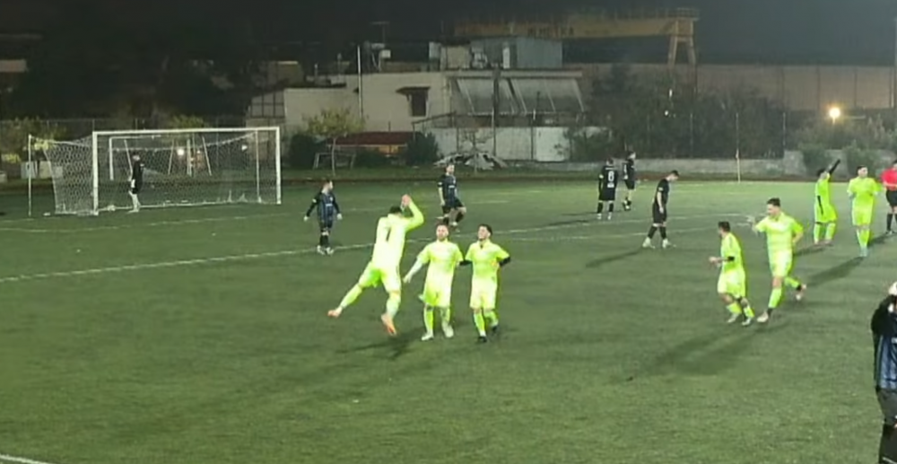 Άνετα στην κορυφή και το νέο έτος