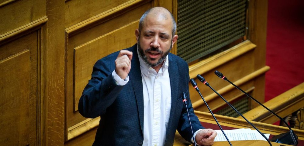 Αλ. Μεϊκόπουλος: Ετοιμος να παραδώσει την έδρα μόλις ανακοινώσει κόμμα ο Αλέξης