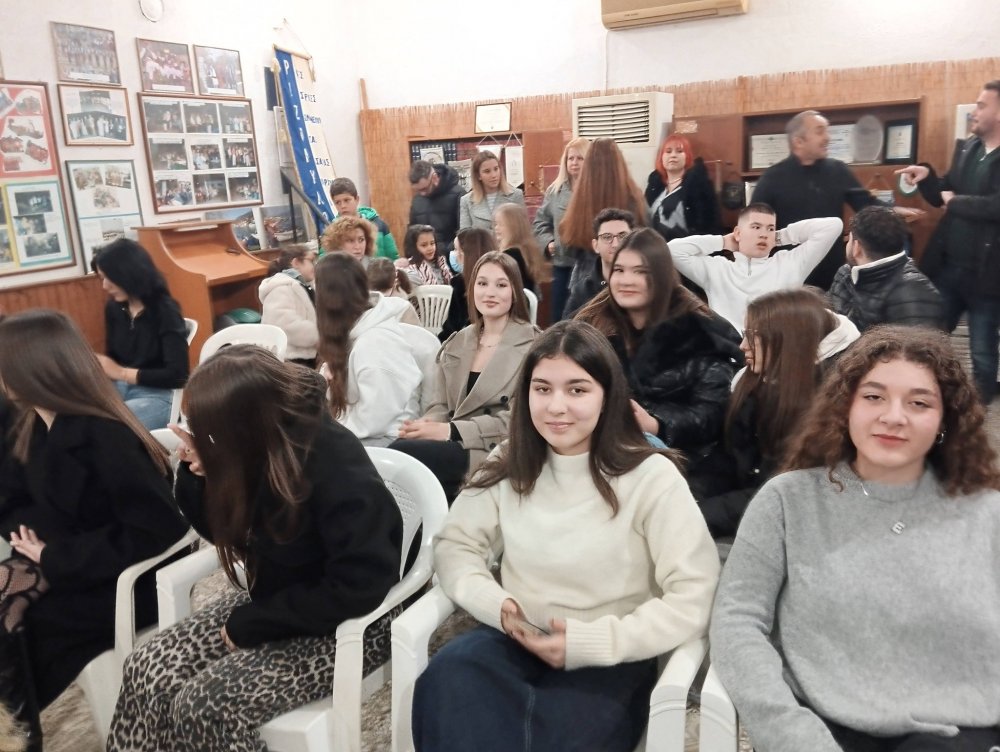 Εικόνες από την κοπή πίτας της Διάπλασης