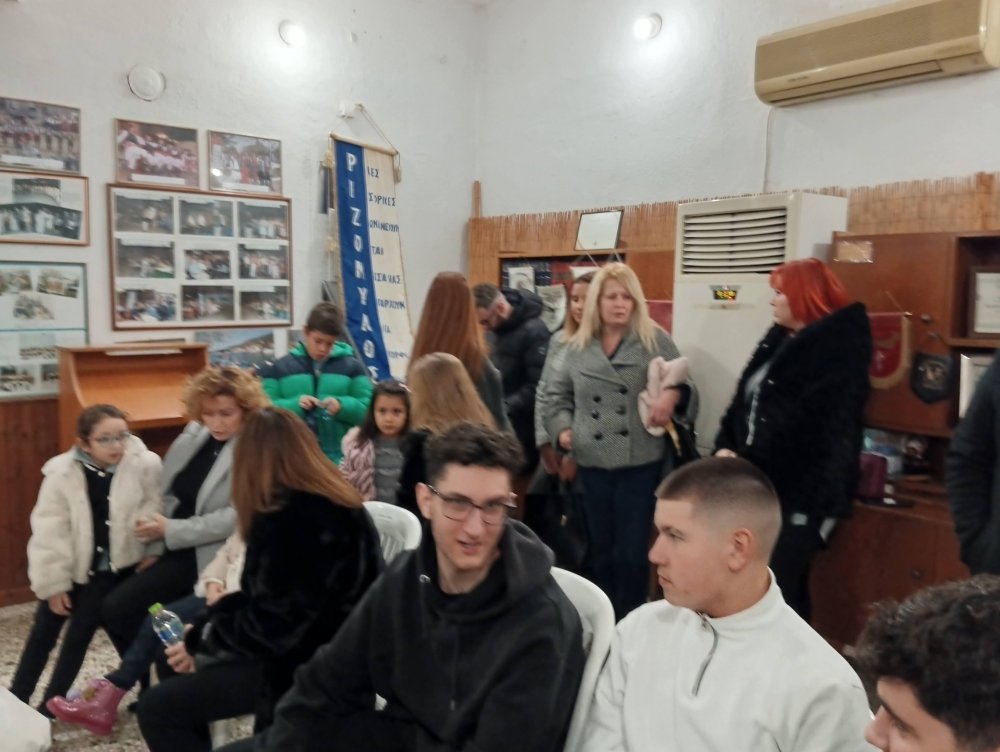 Εικόνες από την κοπή πίτας της Διάπλασης