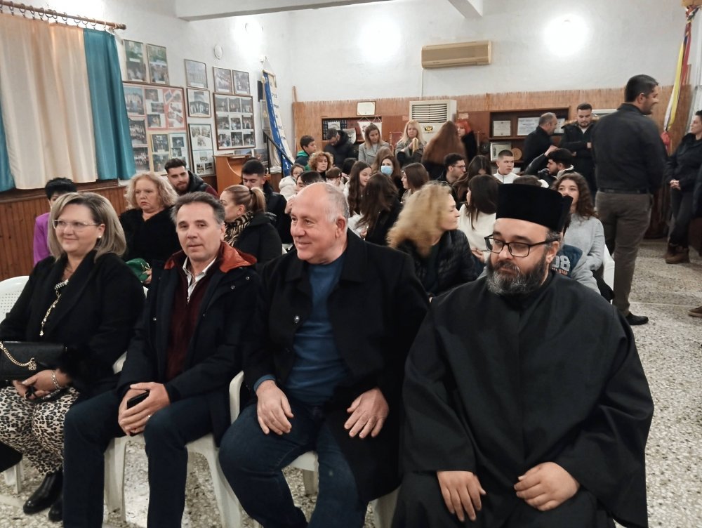 Εικόνες από την κοπή πίτας της Διάπλασης