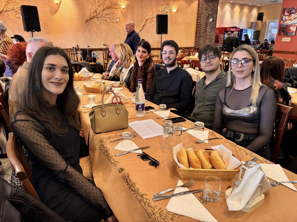 Βίντεο και εικόνες από την κοπή πίτας της Εστίας Μικρασιατών και Ποντίων