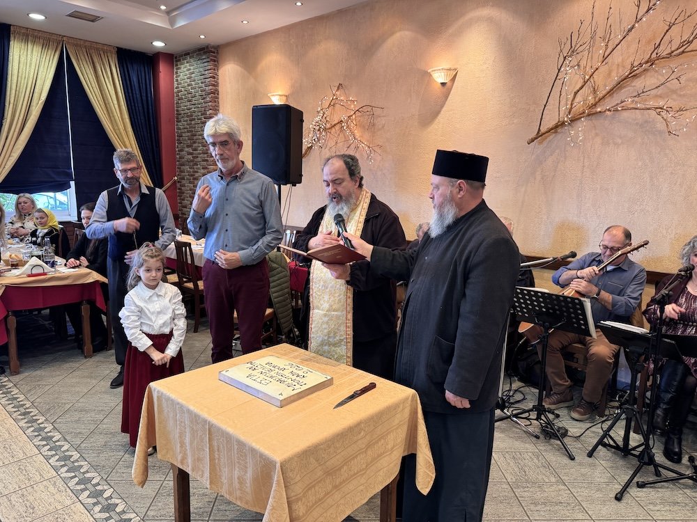 Βίντεο και εικόνες από την κοπή πίτας της Εστίας Μικρασιατών και Ποντίων