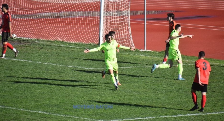 Σέττος, Γάρος, Βλάχος