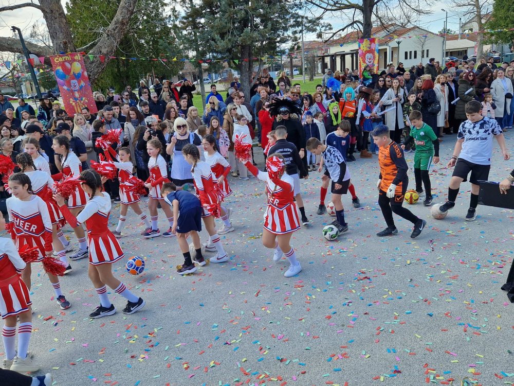 Με... Φραπέ και ΟΠΕΚΕΠΕ το Καρναβάλι Στεφανοβικείου