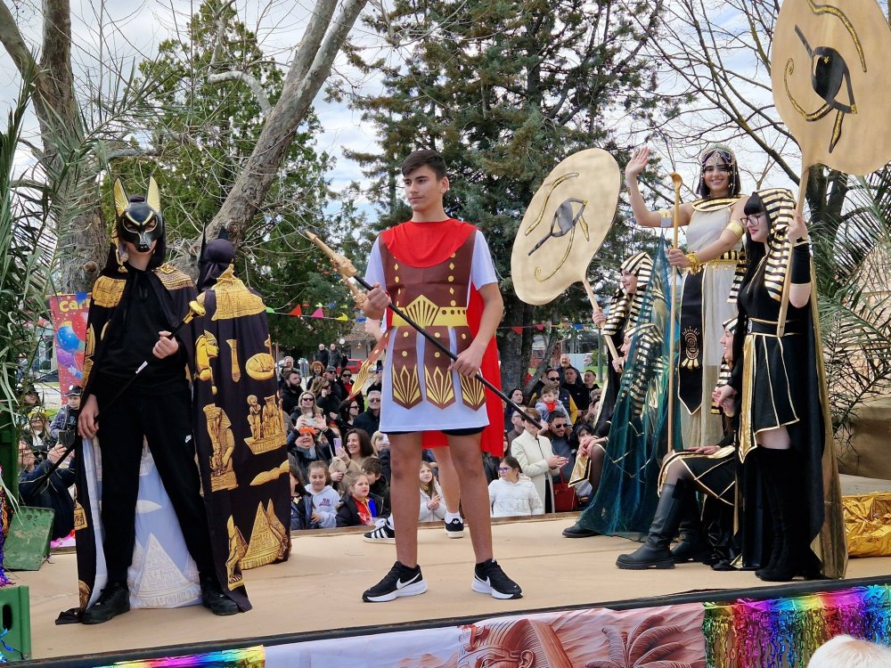 Με... Φραπέ και ΟΠΕΚΕΠΕ το Καρναβάλι Στεφανοβικείου