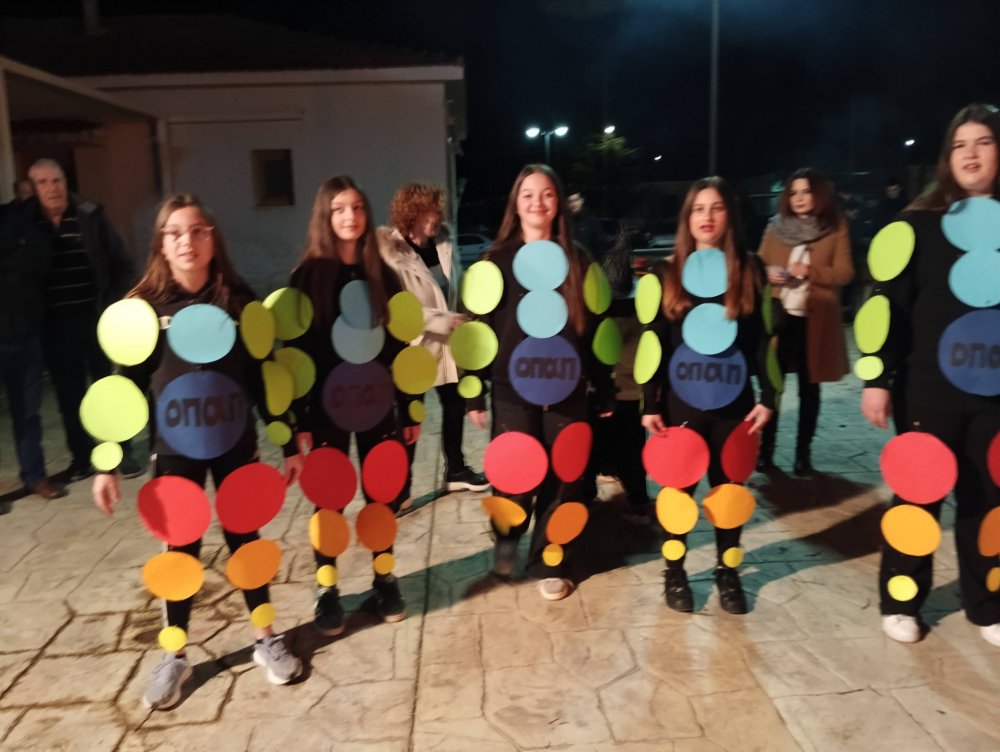 Με χορό και γλέντι το άναμμα της φωτιάς στον Ριζόμυλο