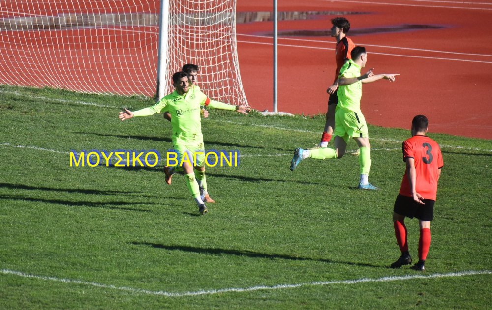 Για το δέκατο σερί τρίποντο 