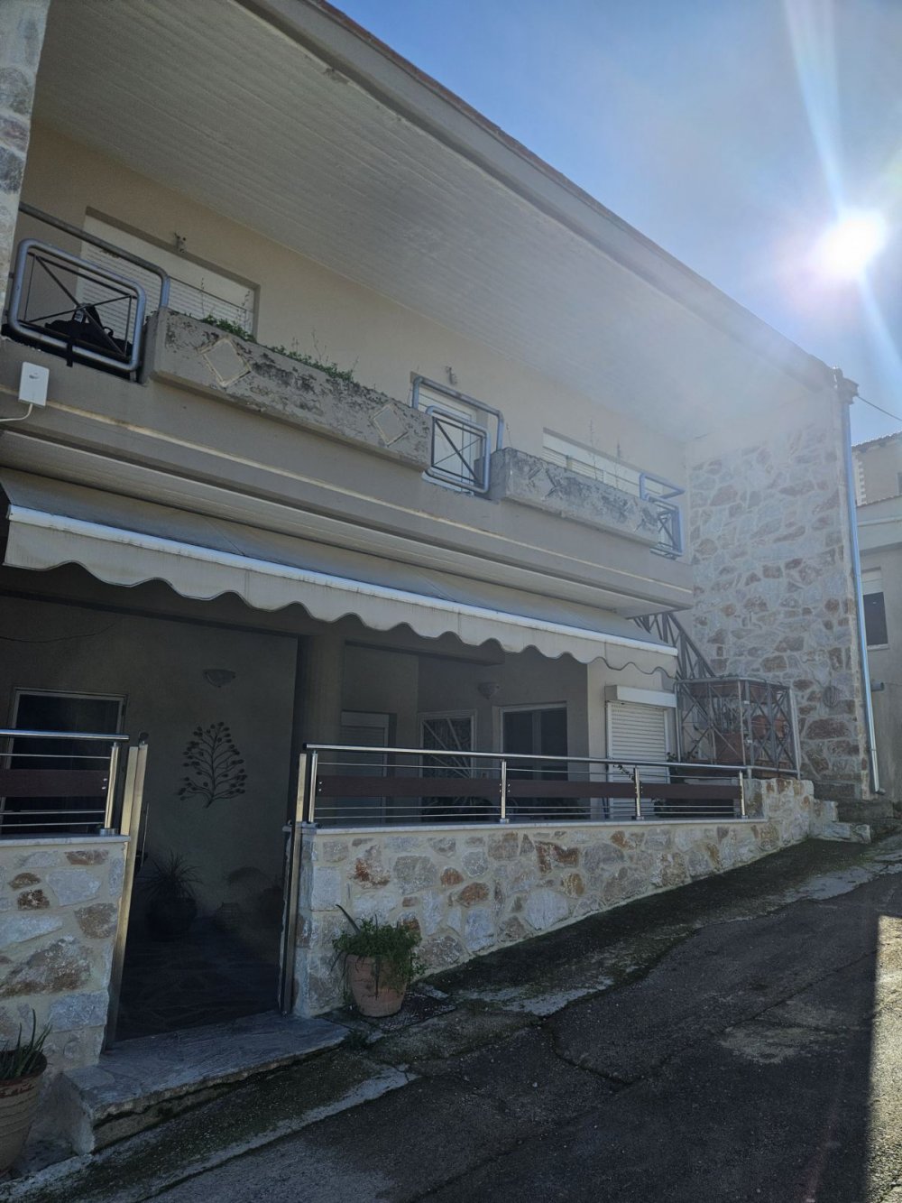 Εξαιρετικό ακίνητο προς πώληση στο Βελεστίνο