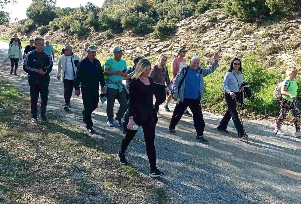 Εικόνες από την πεζοπορία στην Άνω Κερασιά