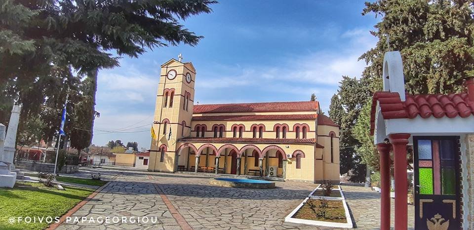 Θεία Λειτουργία για όλο το Βελεστίνο στον Ιερό Ναό Αγίων Κωνσταντίνου και