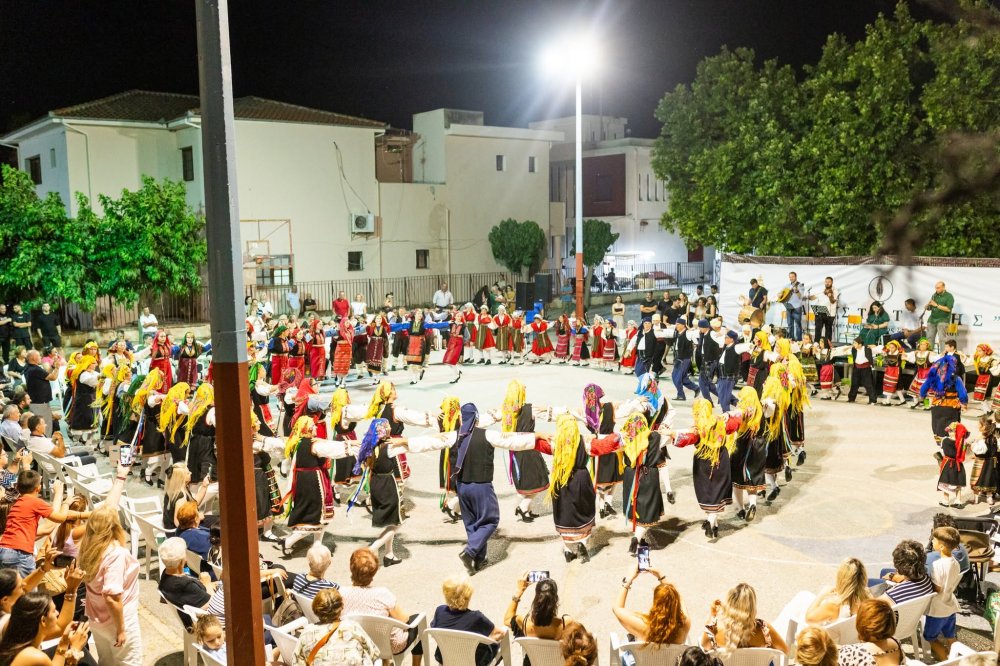 Απο τον Πόντο ως την Κρήτη και από την Ήπειρο στα νησιά
