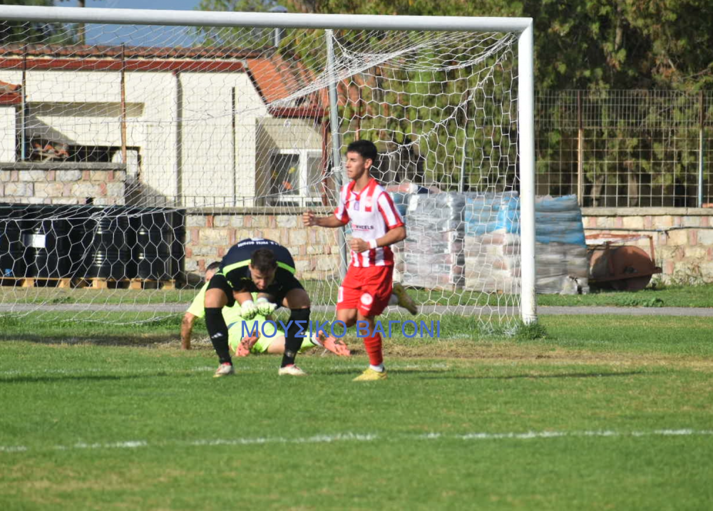Ρήγας Φεραίος - Ολυμπιακός Βόλου σε εικόνες