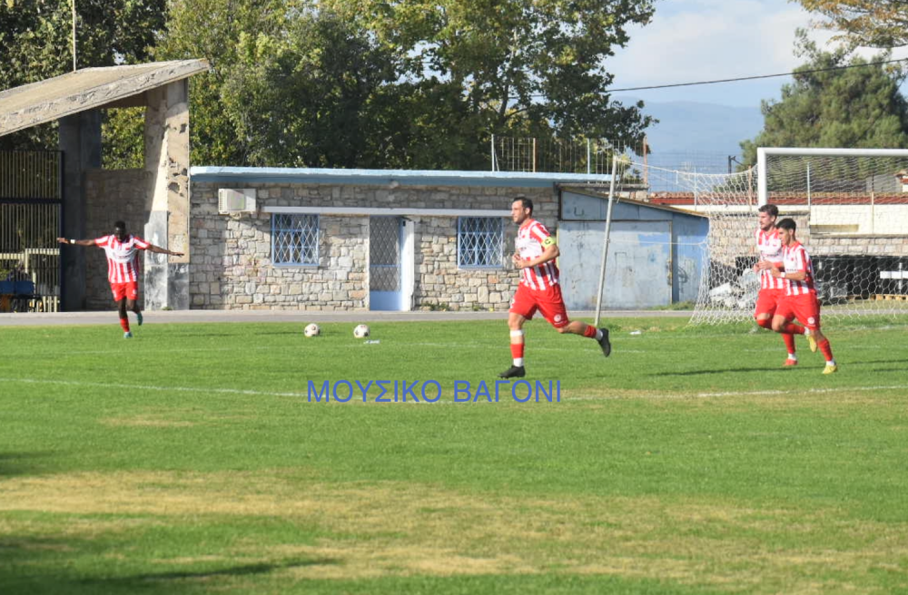 Ρήγας Φεραίος - Ολυμπιακός Βόλου σε εικόνες