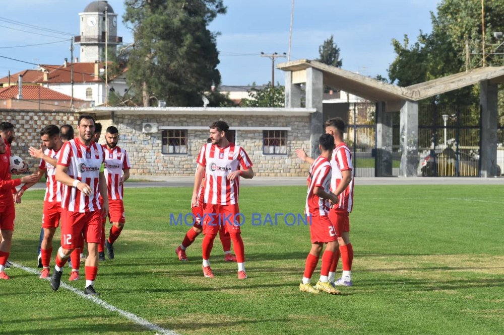 Ρήγας Φεραίος - Ολυμπιακός Βόλου σε εικόνες