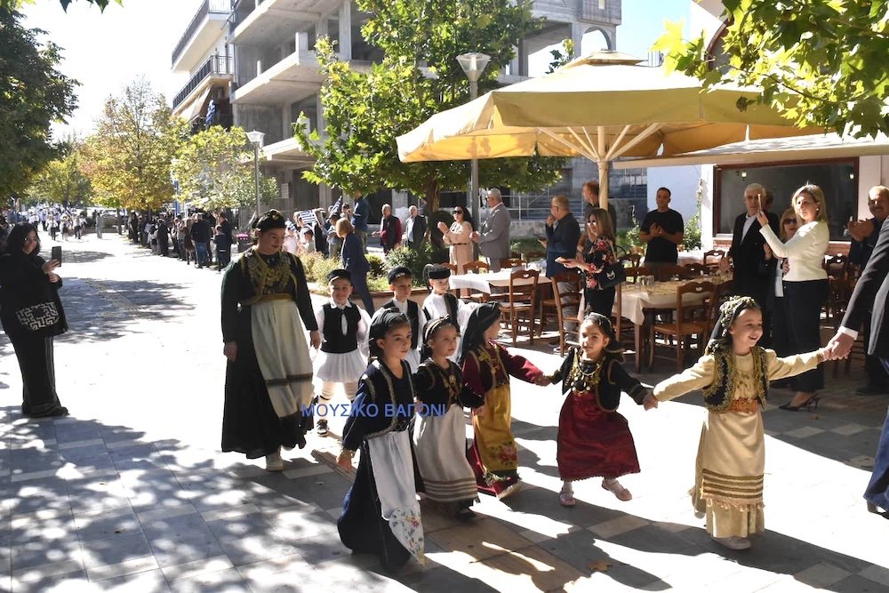 Παρέλαση 28ης Οκτωβρίου - Μέρος 1ο