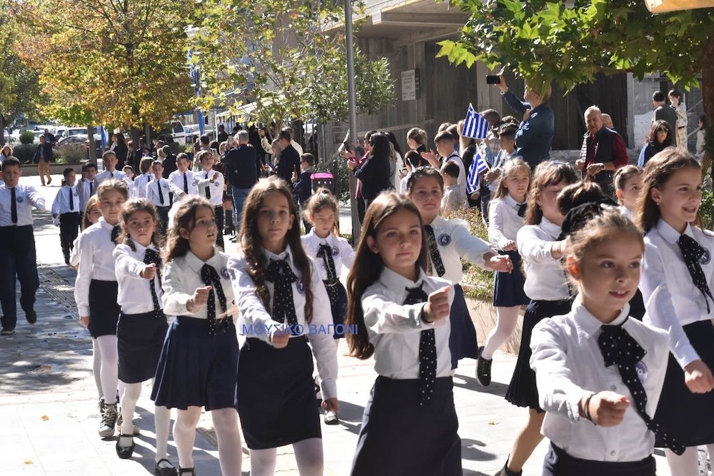 Παρέλαση 28ης Οκτωβρίου - Μέρος 1ο