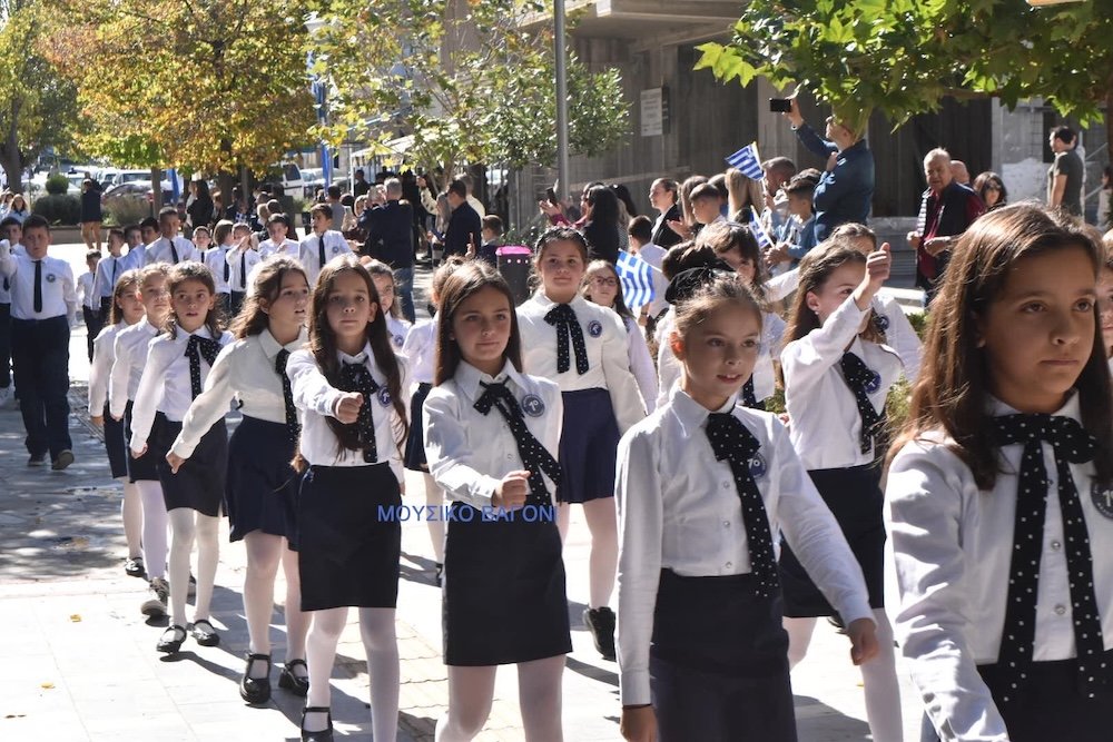 Παρέλαση 28ης Οκτωβρίου - Μέρος 1ο