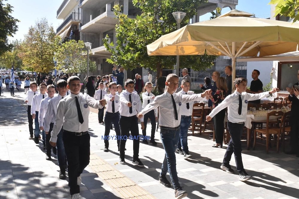 Παρέλαση 28ης Οκτωβρίου - Μέρος 1ο