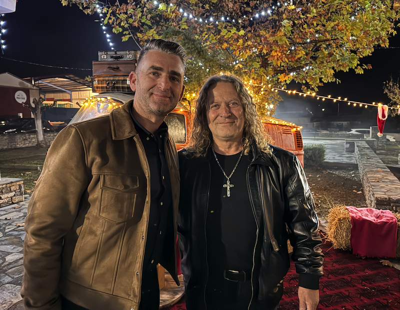 Εικόνες από την Φωταγώγηση του Χριστουγεννιάτικου Δέντρου στο Περίβλεπτο