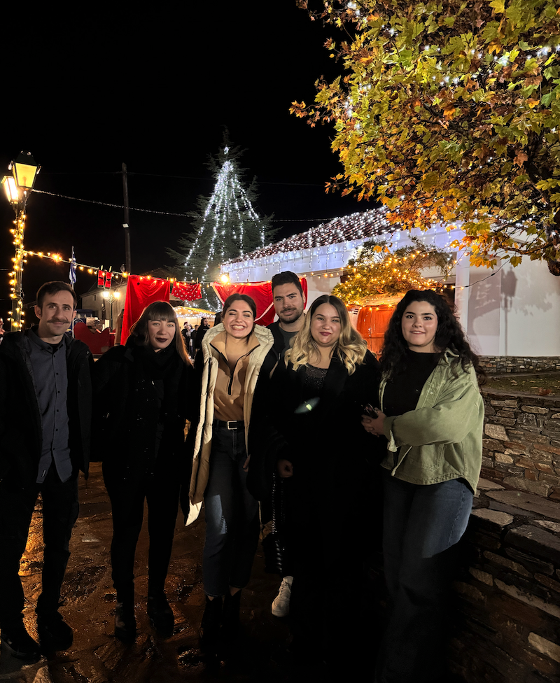 Εικόνες από την Φωταγώγηση του Χριστουγεννιάτικου Δέντρου στο Περίβλεπτο