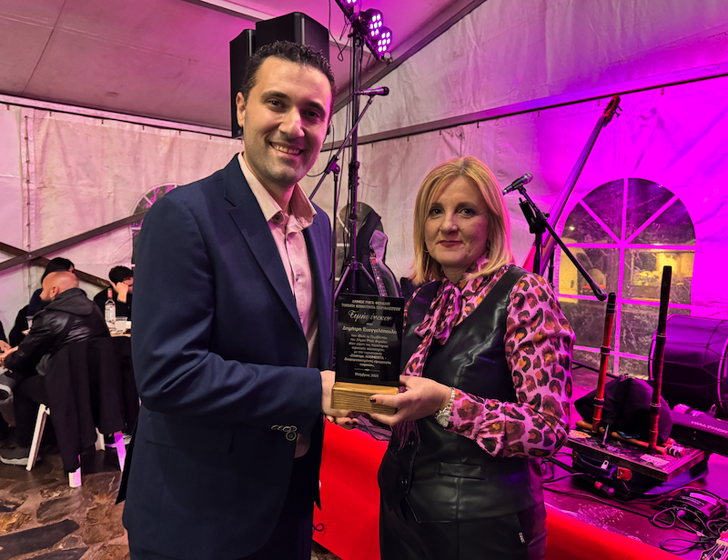 Εικόνες από την Φωταγώγηση του Χριστουγεννιάτικου Δέντρου στο Περίβλεπτο