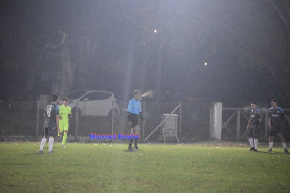 Ρήγας - Σκιάθος σε εικόνες