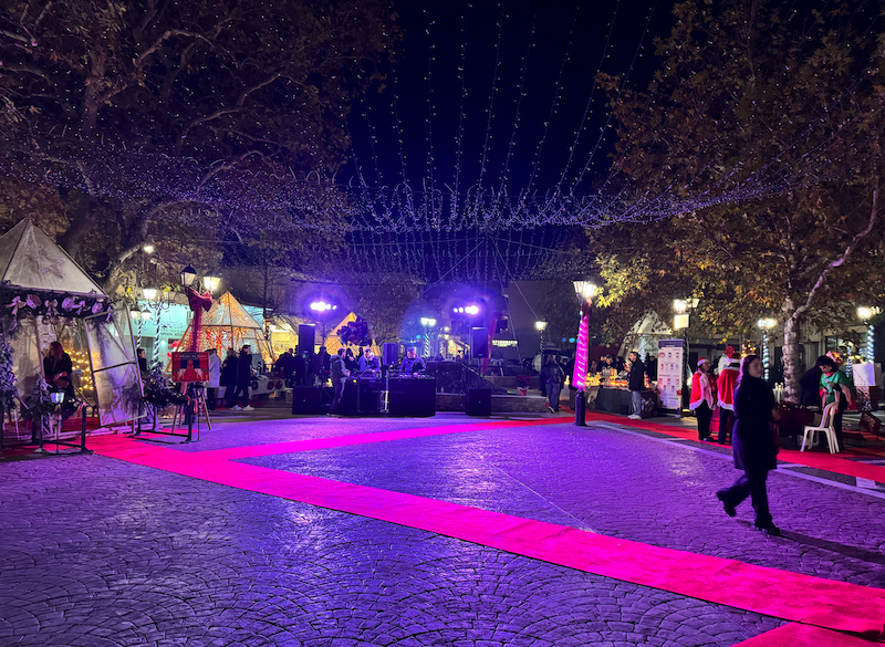 Εικόνες από την έναρξη των Χριστουγεννιάτικων Εκδηλώσεων στο Βελεστίνο