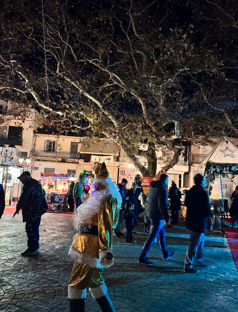 Εικόνες από την έναρξη των Χριστουγεννιάτικων Εκδηλώσεων στο Βελεστίνο