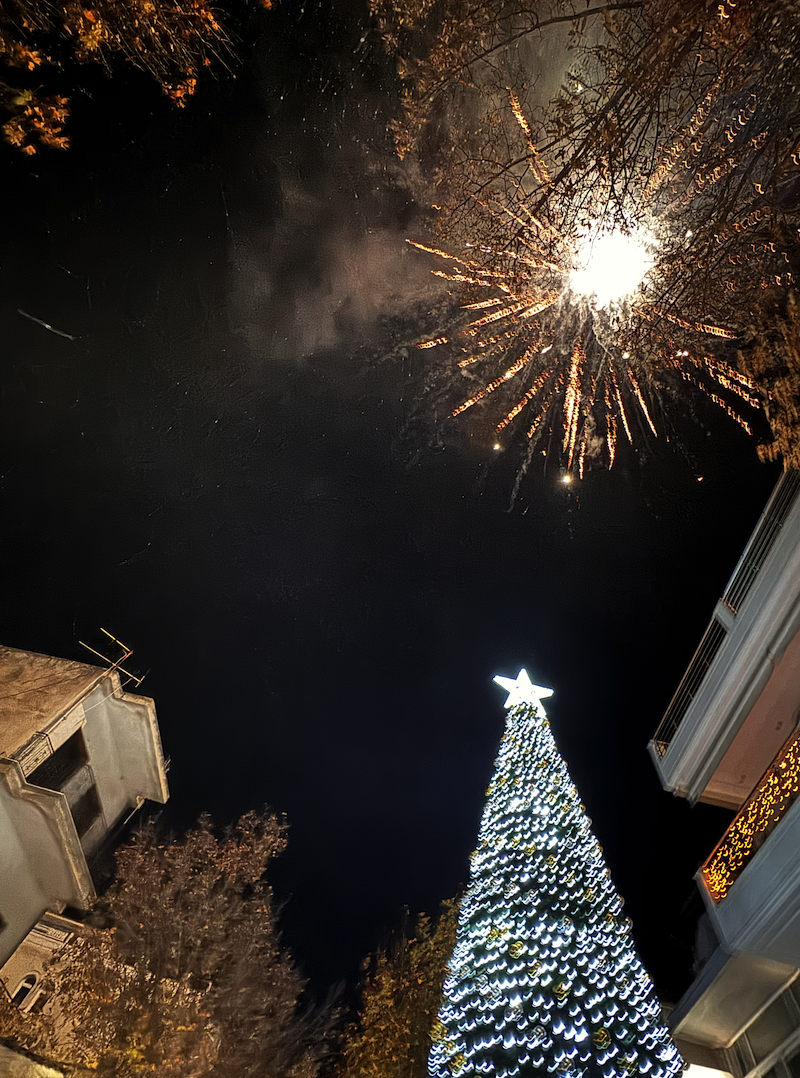 Εικόνες από την έναρξη των Χριστουγεννιάτικων Εκδηλώσεων στο Βελεστίνο