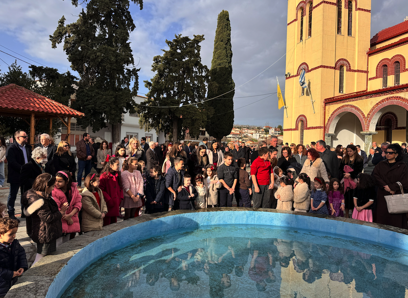 Με λαμπρότητα ο εορτασμός των Θεοφανείων στο Βελεστίνο