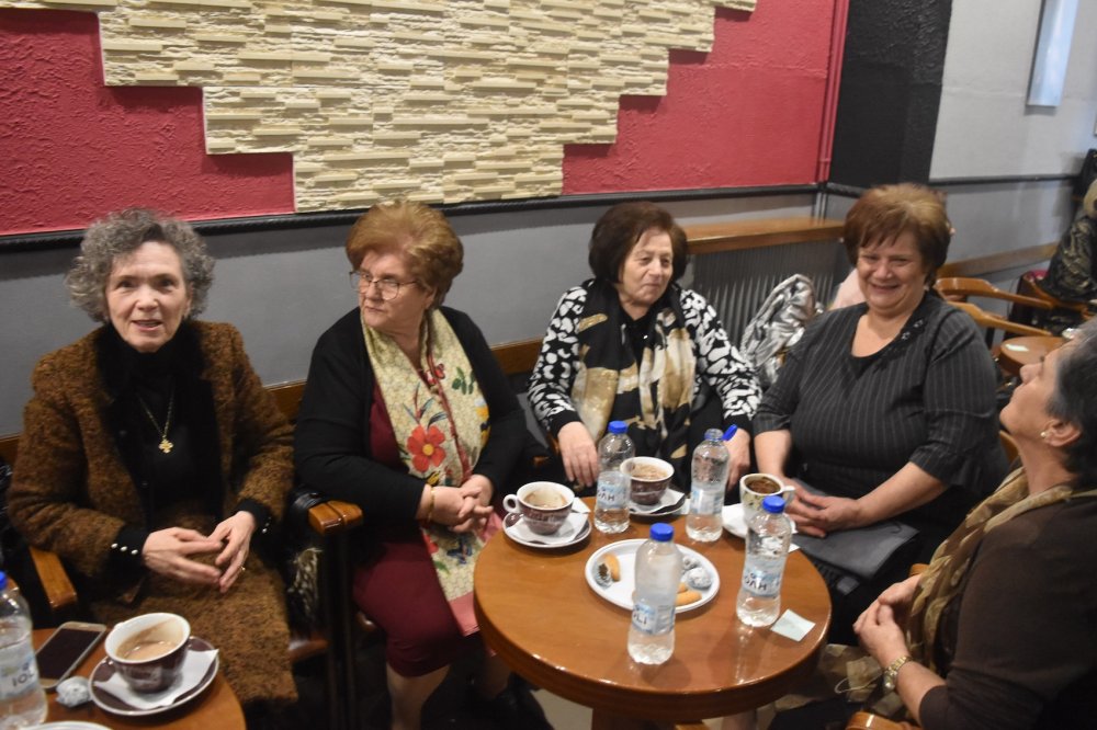 Εικόνες από την κοπή πίτας του Συλλόγου Γυναικών